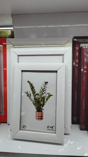 Portarretrato (YY13)